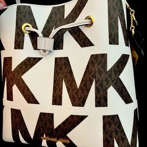 Michael Kors purse